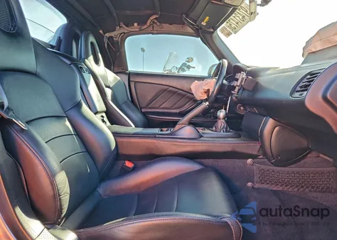 2001 Honda S2000 z USA, uszkodzony, nr VIN JHMAP11441T009192